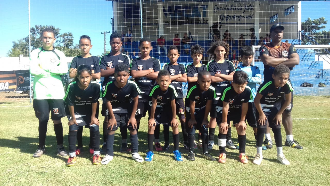 Festival na escolinha de futebol Mecat em Abadia de Goiás
